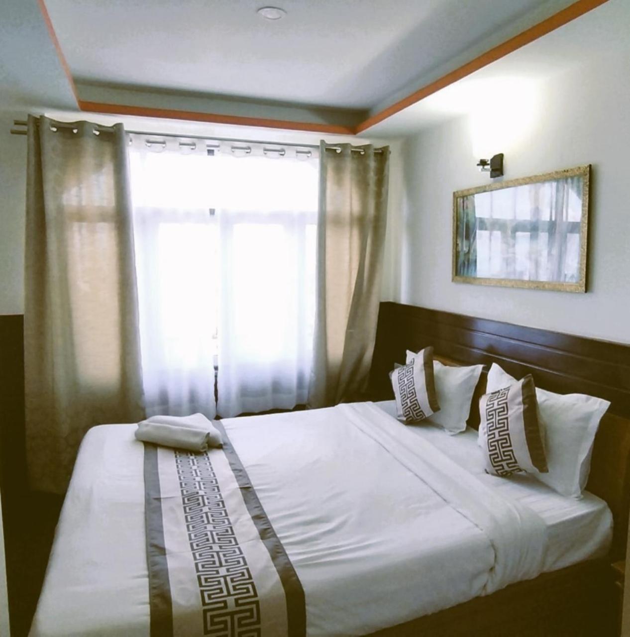 Hotel Kasturi Palace & Restaurant Darjeeling Darjeeling  Esterno foto