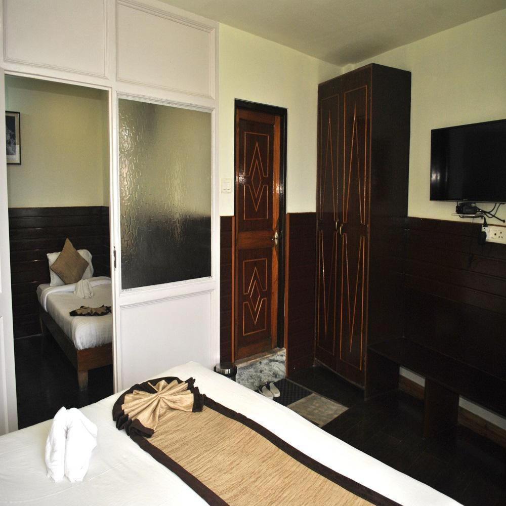 Hotel Kasturi Palace & Restaurant Darjeeling Darjeeling  Esterno foto