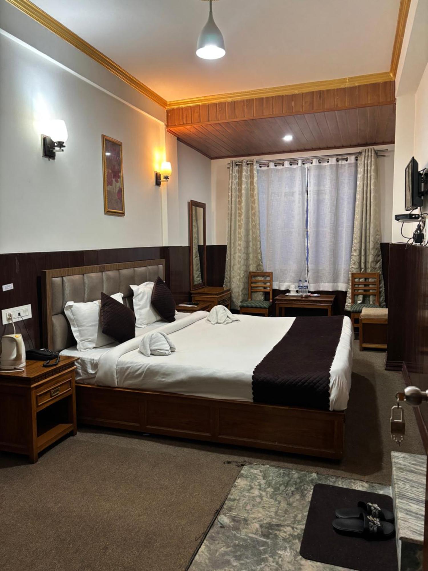Hotel Kasturi Palace & Restaurant Darjeeling Darjeeling  Esterno foto