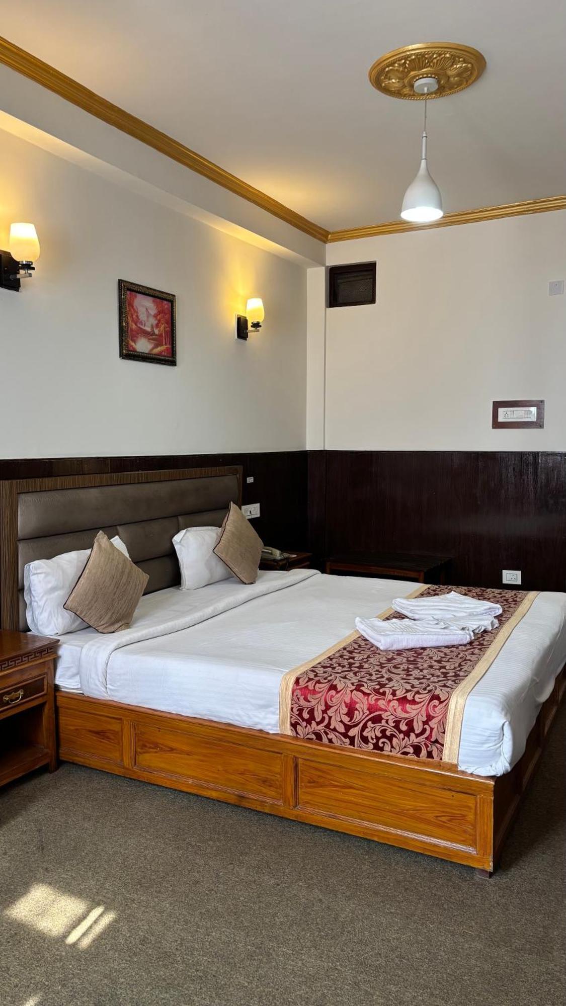 Hotel Kasturi Palace & Restaurant Darjeeling Darjeeling  Esterno foto