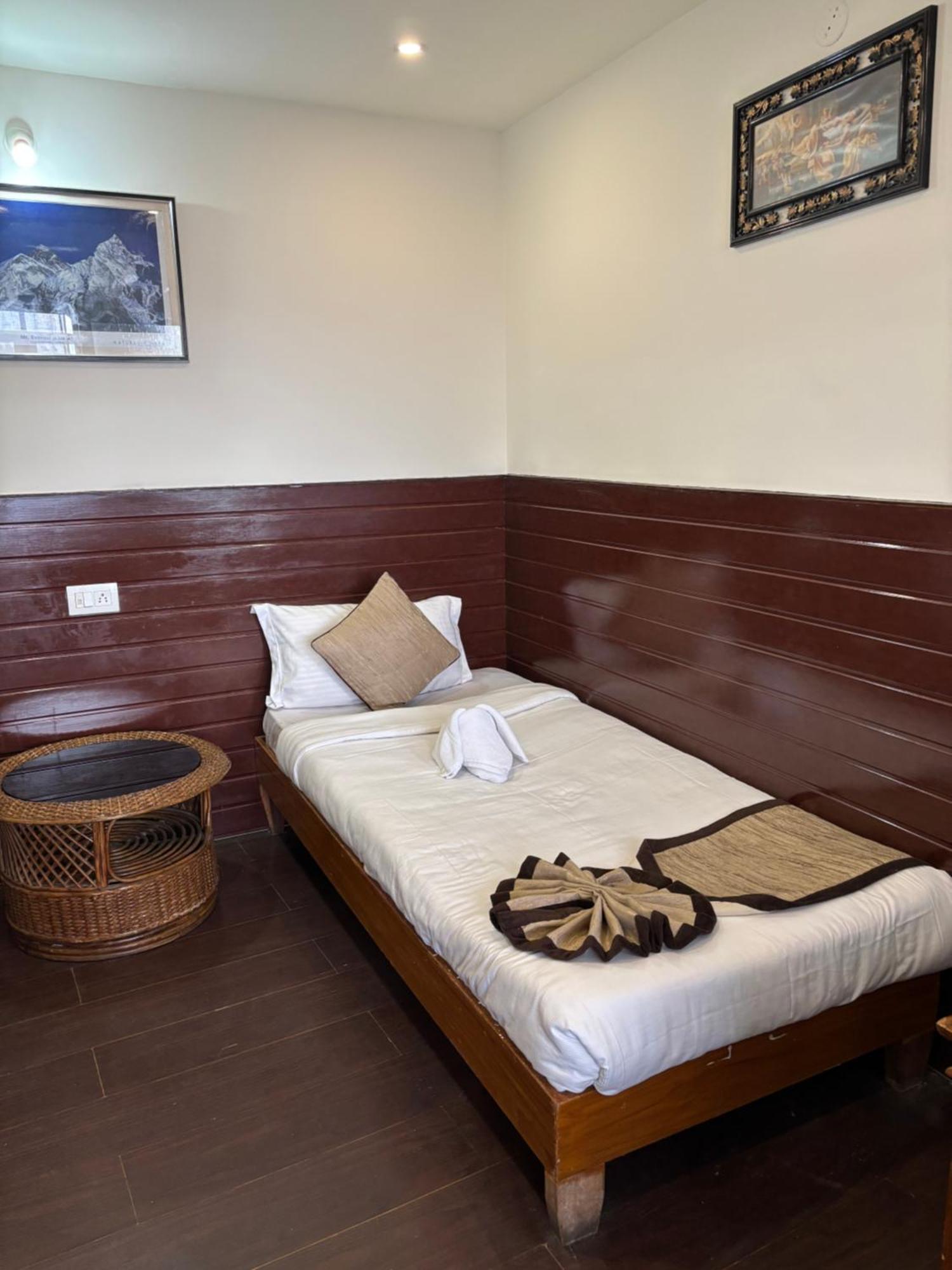 Hotel Kasturi Palace & Restaurant Darjeeling Darjeeling  Esterno foto