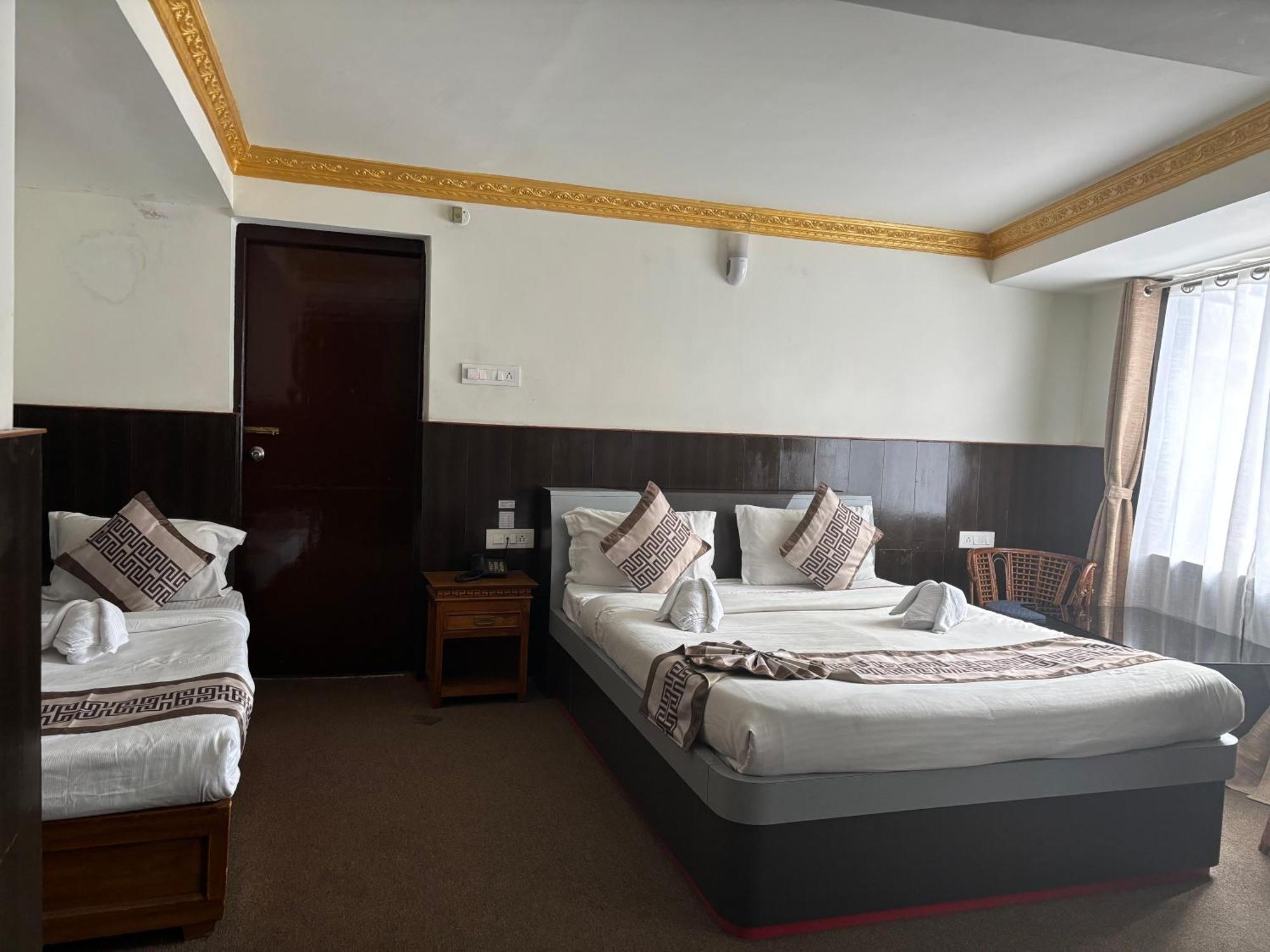 Hotel Kasturi Palace & Restaurant Darjeeling Darjeeling  Esterno foto