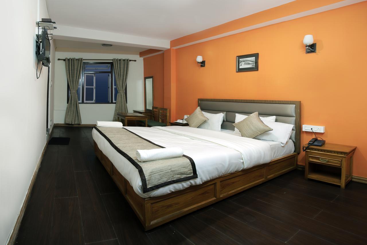 Hotel Kasturi Palace & Restaurant Darjeeling Darjeeling  Esterno foto